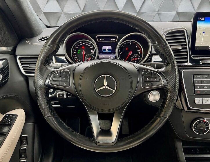 Mercedes-Benz GLS SUV / Terénní 3,0 l 190 kw