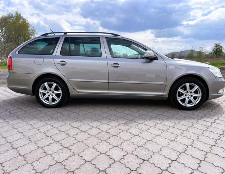 Škoda Octavia Kombi 1,6 l 77 kw
