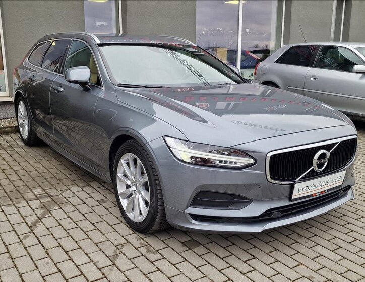 Volvo V90 Kombi 2,0 l 173 kw