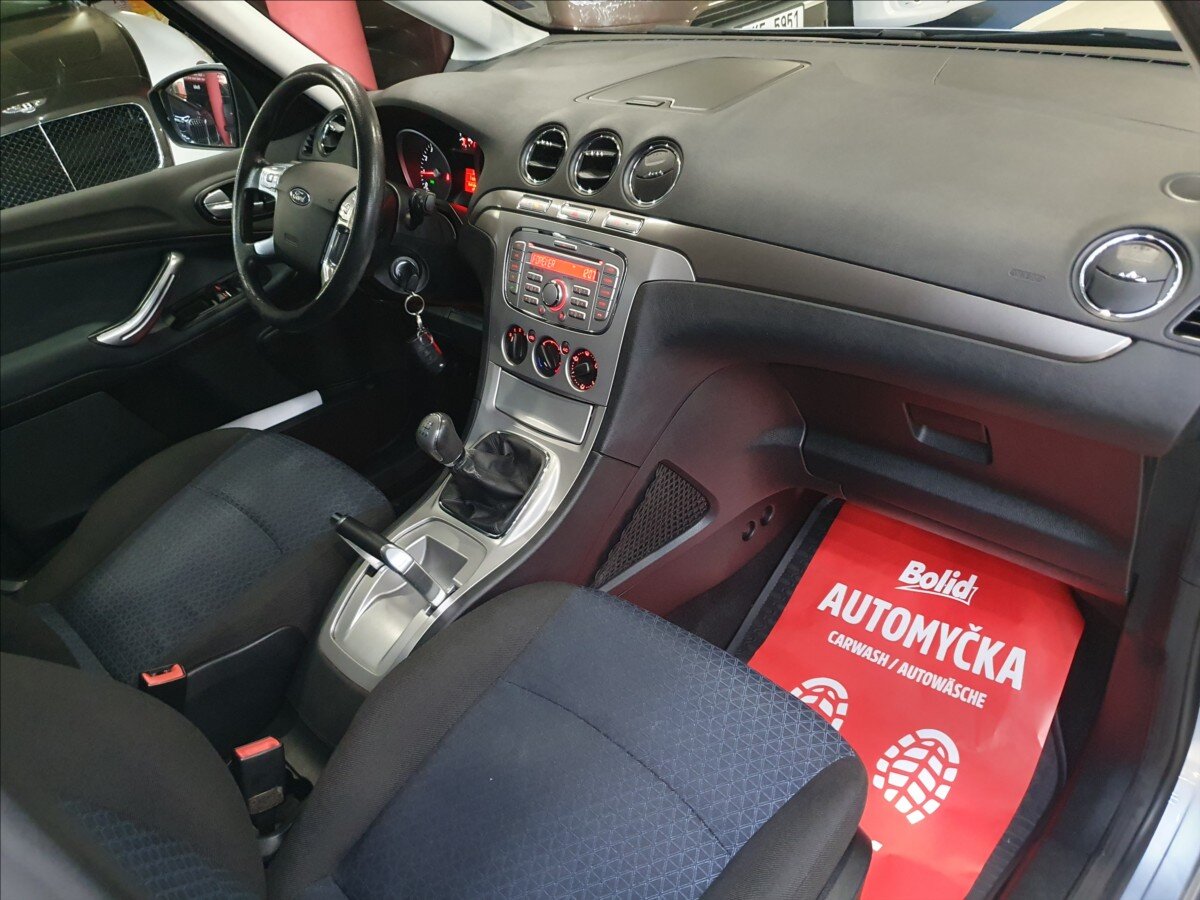 Ford Galaxy MPV 2,0 l 107 kw