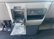 Volkswagen Caravelle 11