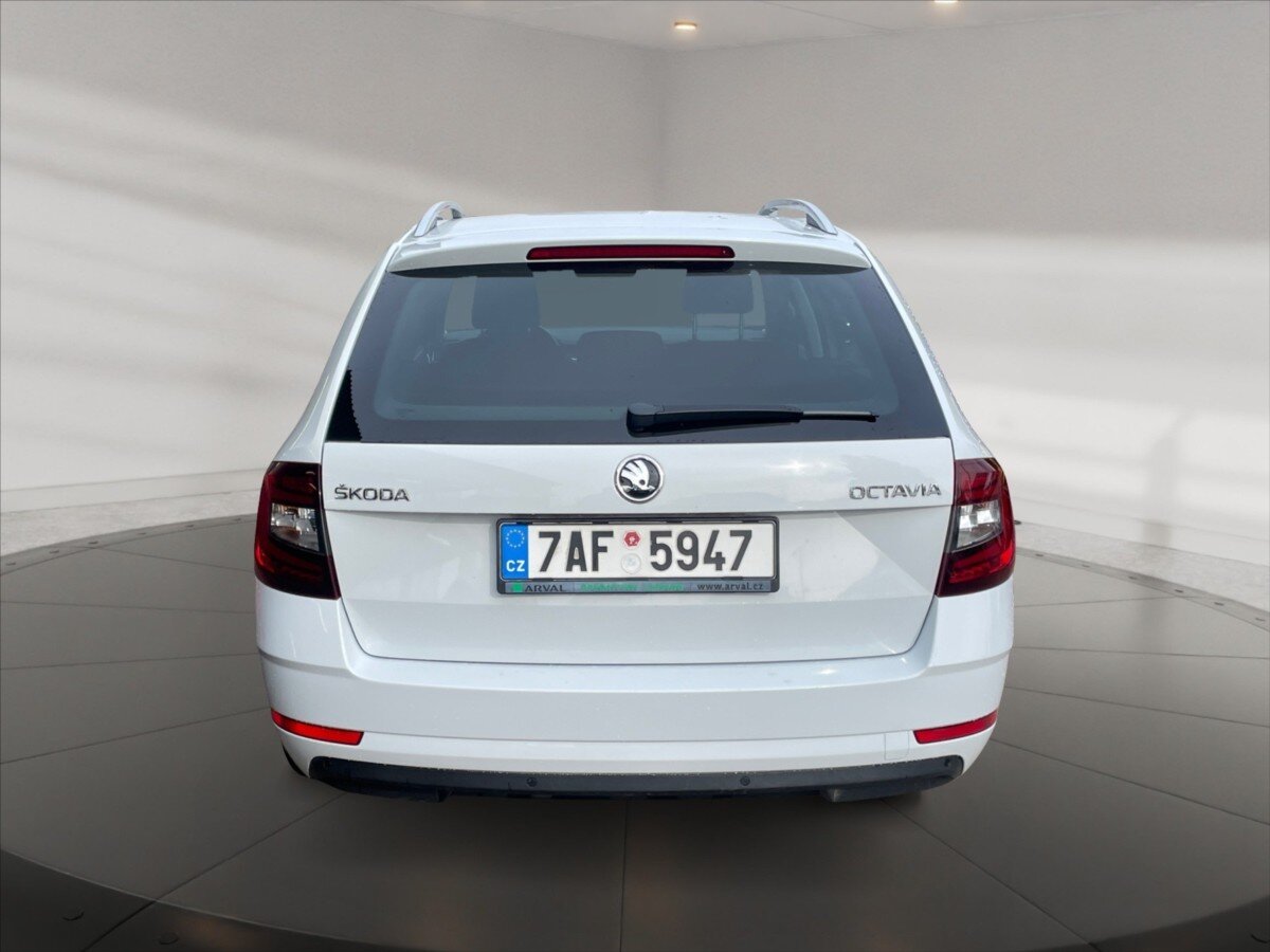 Škoda Octavia Kombi 2,0 l 110 kw