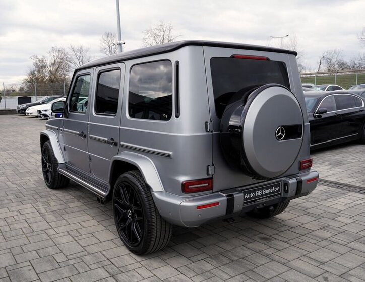 Mercedes-Benz Třídy G SUV / Terénní 4,0 l 368 kw