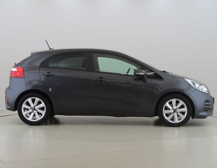KIA Rio 4