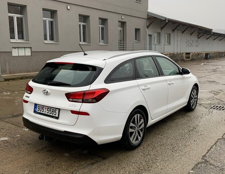 Hyundai i30 Kombi 998,0 88 kw