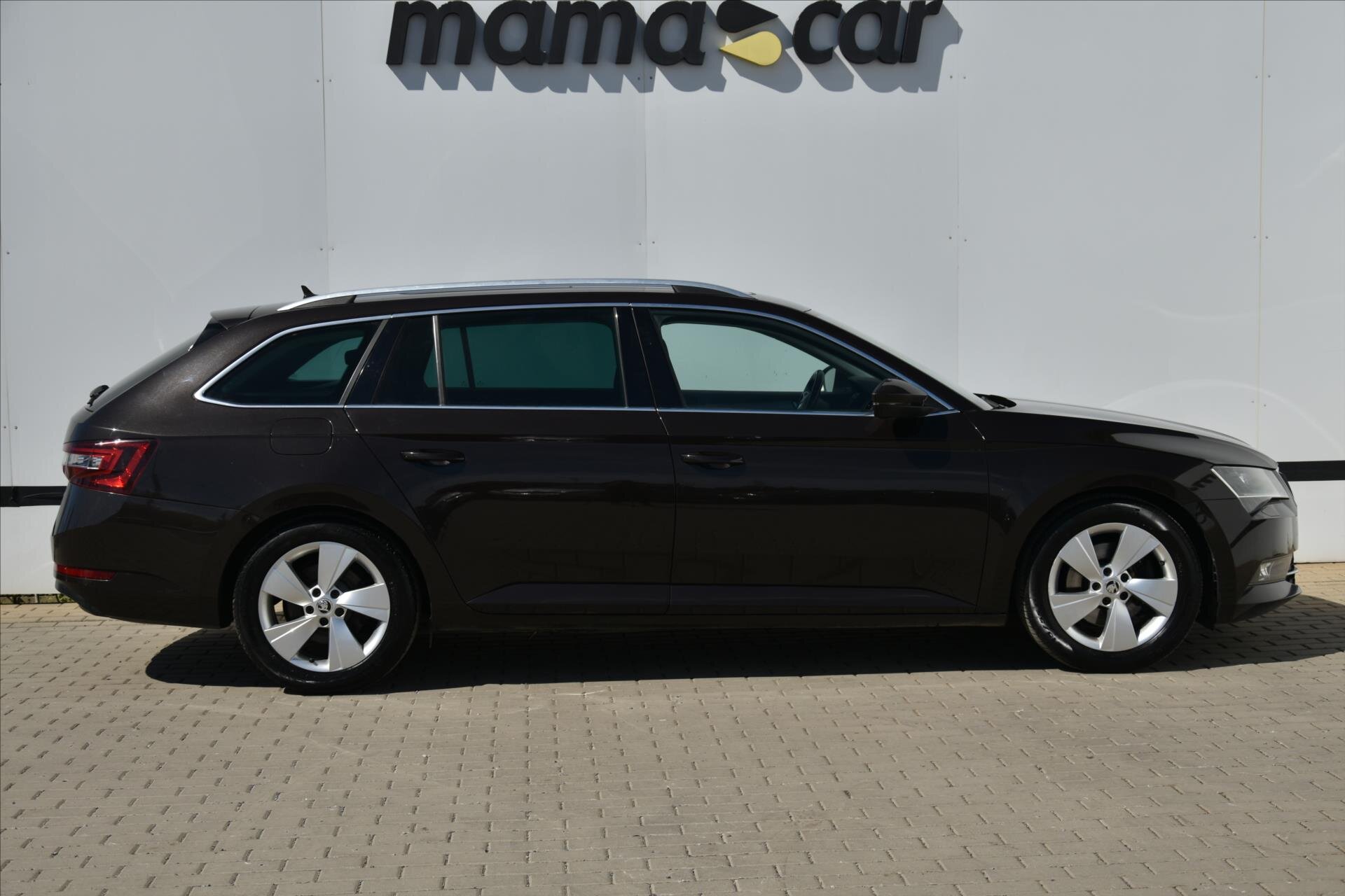 Škoda Superb Kombi 2,0 l 140 kw