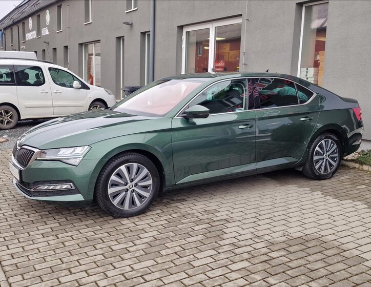 Škoda Superb Sedan 2,0 l 110 kw