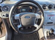 Ford S-MAX 11