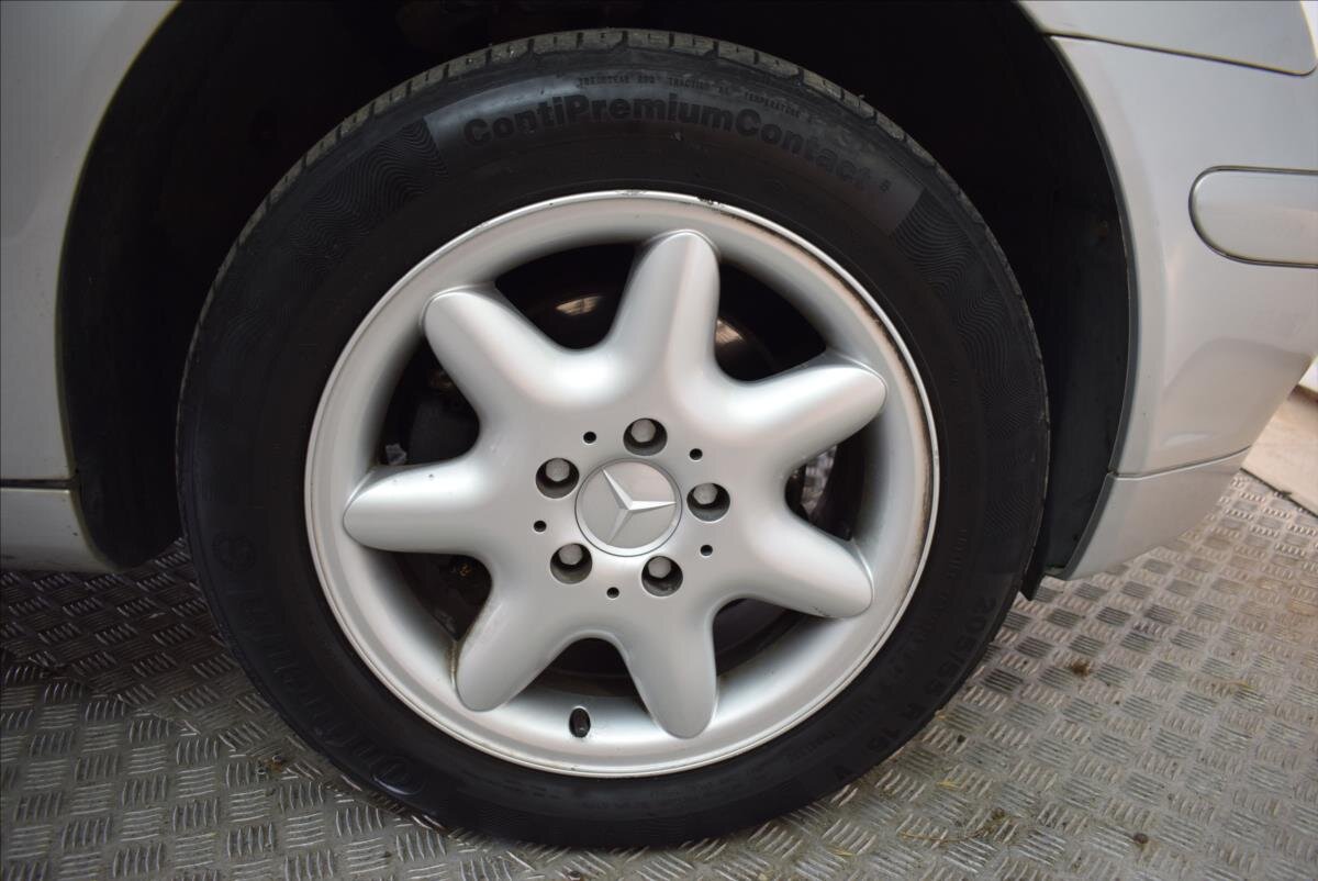 Mercedes-Benz Třídy C Kombi 1,8 l 105 kw