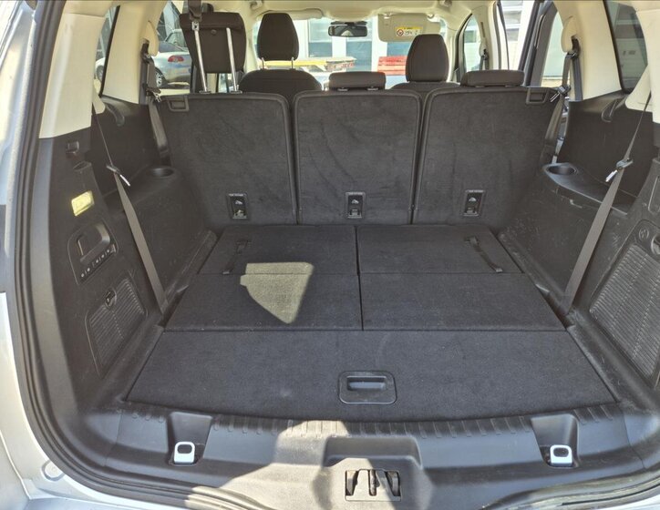 Ford S-MAX MPV 2,0 l 132 kw