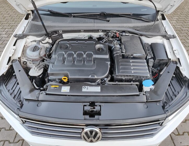 Volkswagen Passat 16