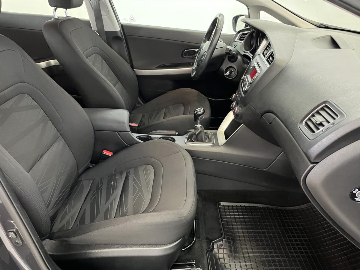 KIA Ceed Hatchback 1,6 l 99 kw