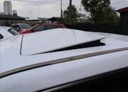 Mercedes-Benz 200 12