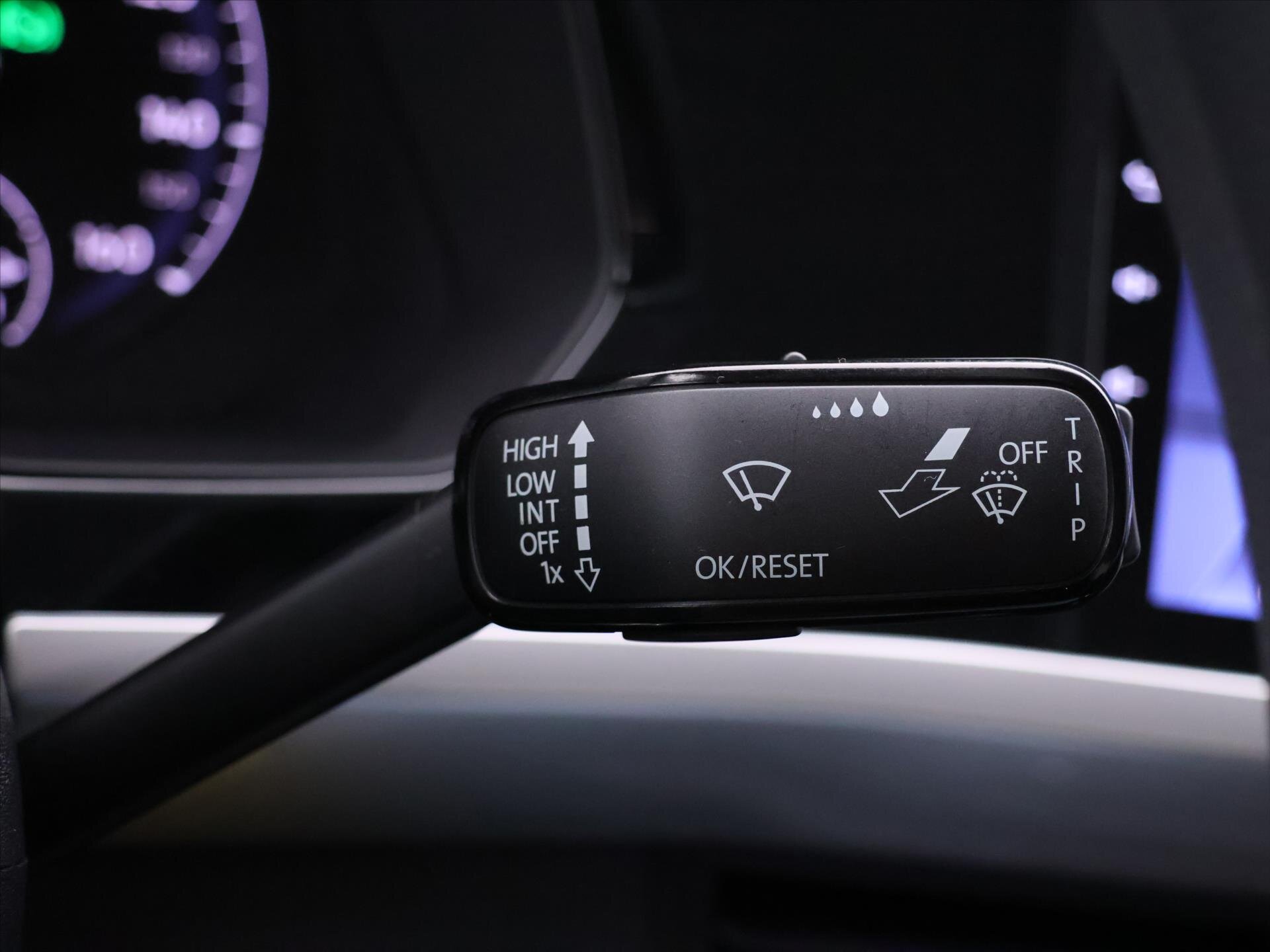 Volkswagen Bora Sedan / Limuzína 0,0 100 kw