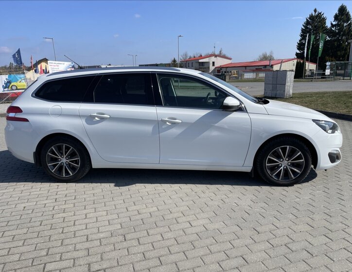 Peugeot 308 Kombi 1,6 l 88 kw