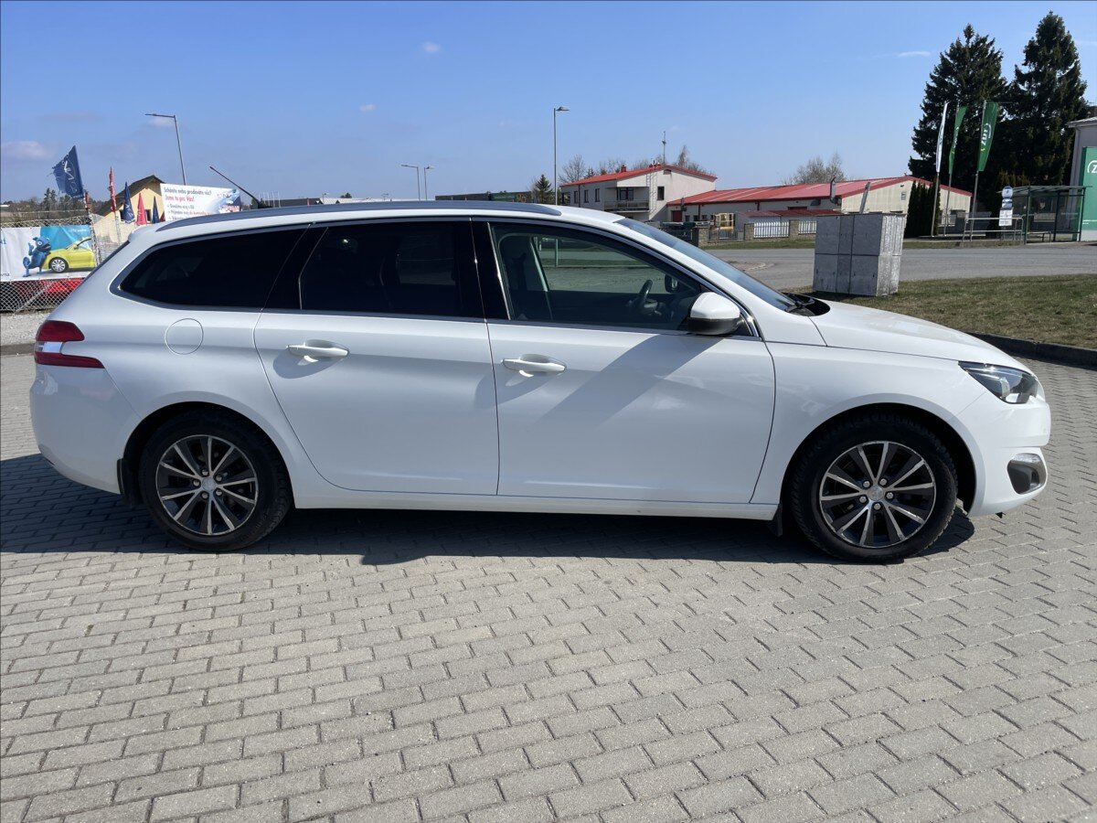Peugeot 308 Kombi 1,6 l 88 kw