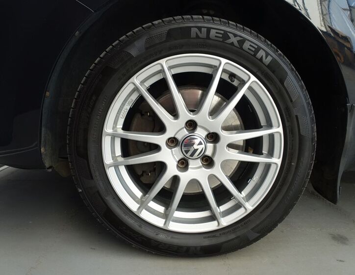 Volkswagen Sharan 32