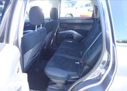 Mitsubishi Outlander SUV 2,0 l 103 kw