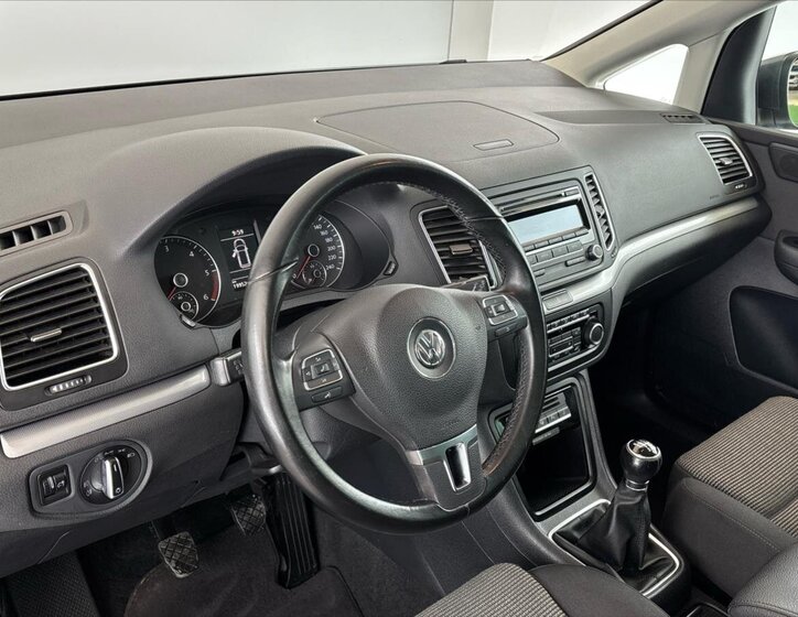 Volkswagen Sharan Kombi 2,0 l 125 kw