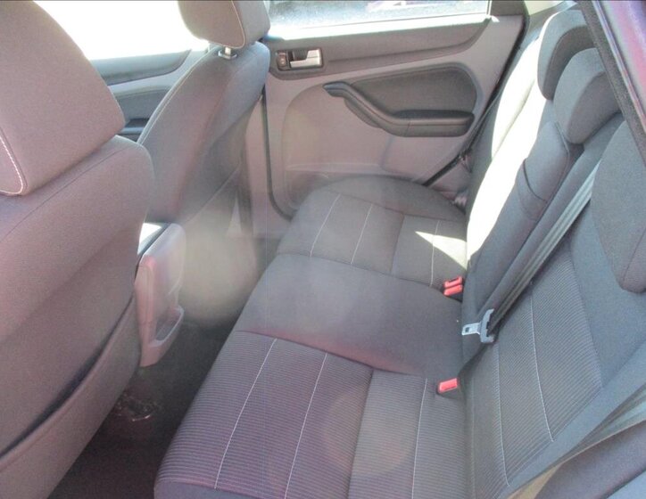 Ford Focus Kombi 1,6 l 74 kw