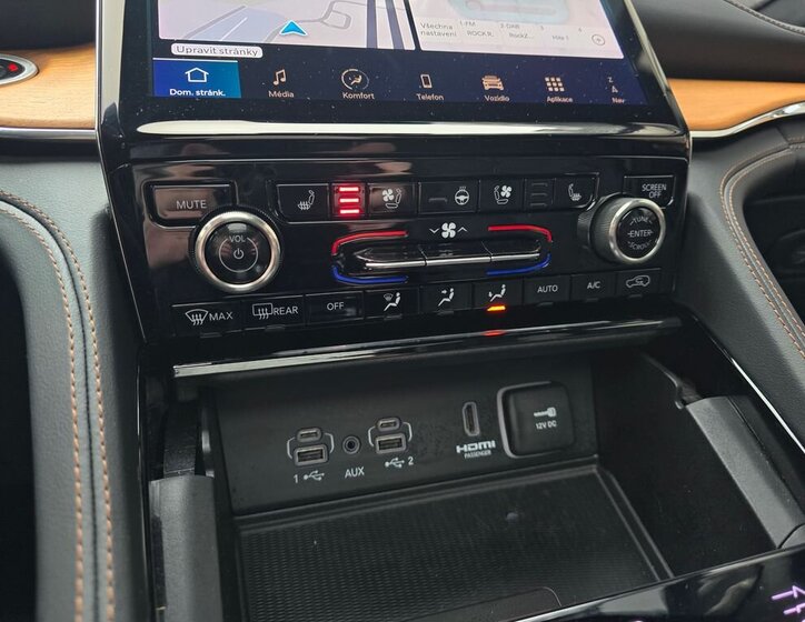 Jeep Grand Cherokee 23