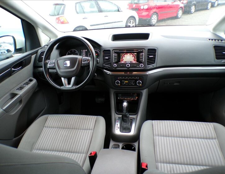 Seat Alhambra Kombi 2,0 l 125 kw