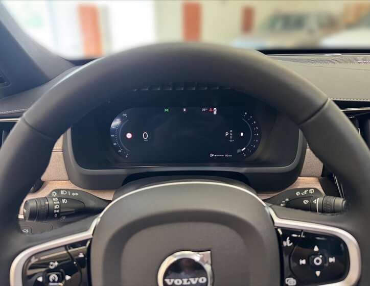 Volvo XC90 SUV 2,0 l 184 kw