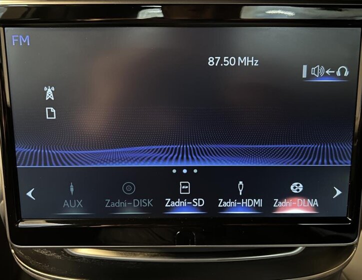 Lexus LS 500h Sedan / Limuzína 3,5 l 264 kw