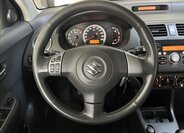 Suzuki Swift 13