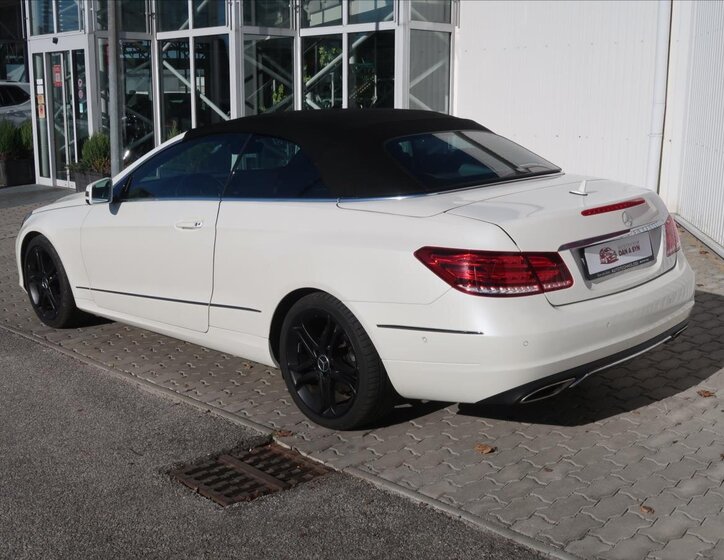Mercedes-Benz Třídy E Kabriolet 3,0 l 185 kw