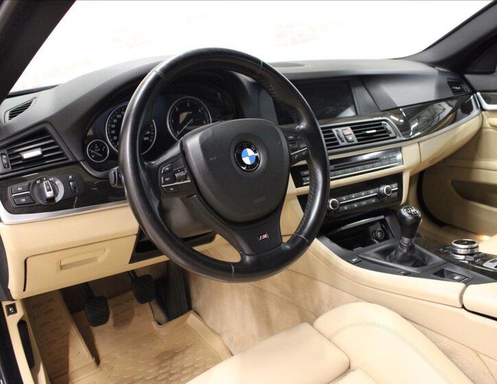 BMW Řada 5 Sedan / Limuzína 3,0 l 150 kw