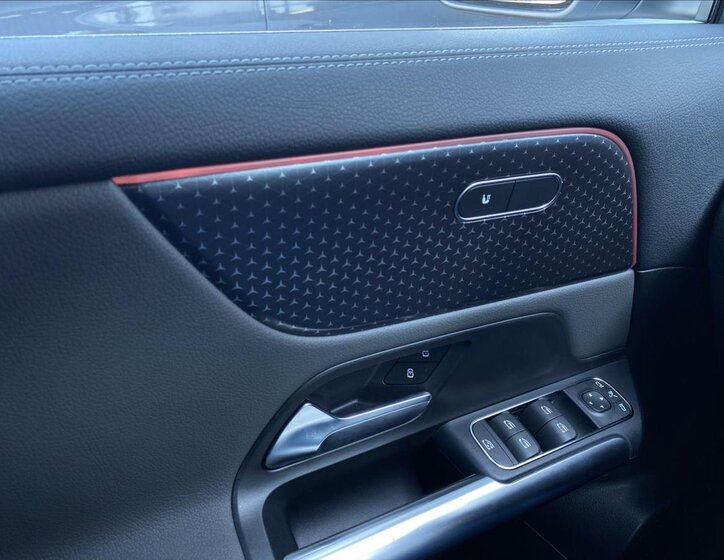 Mercedes-Benz EQA SUV / Terénní 0,0 140 kw