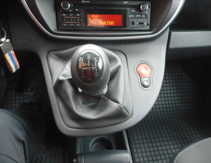 Renault Kangoo Pick-up 1,5 l 66 kw