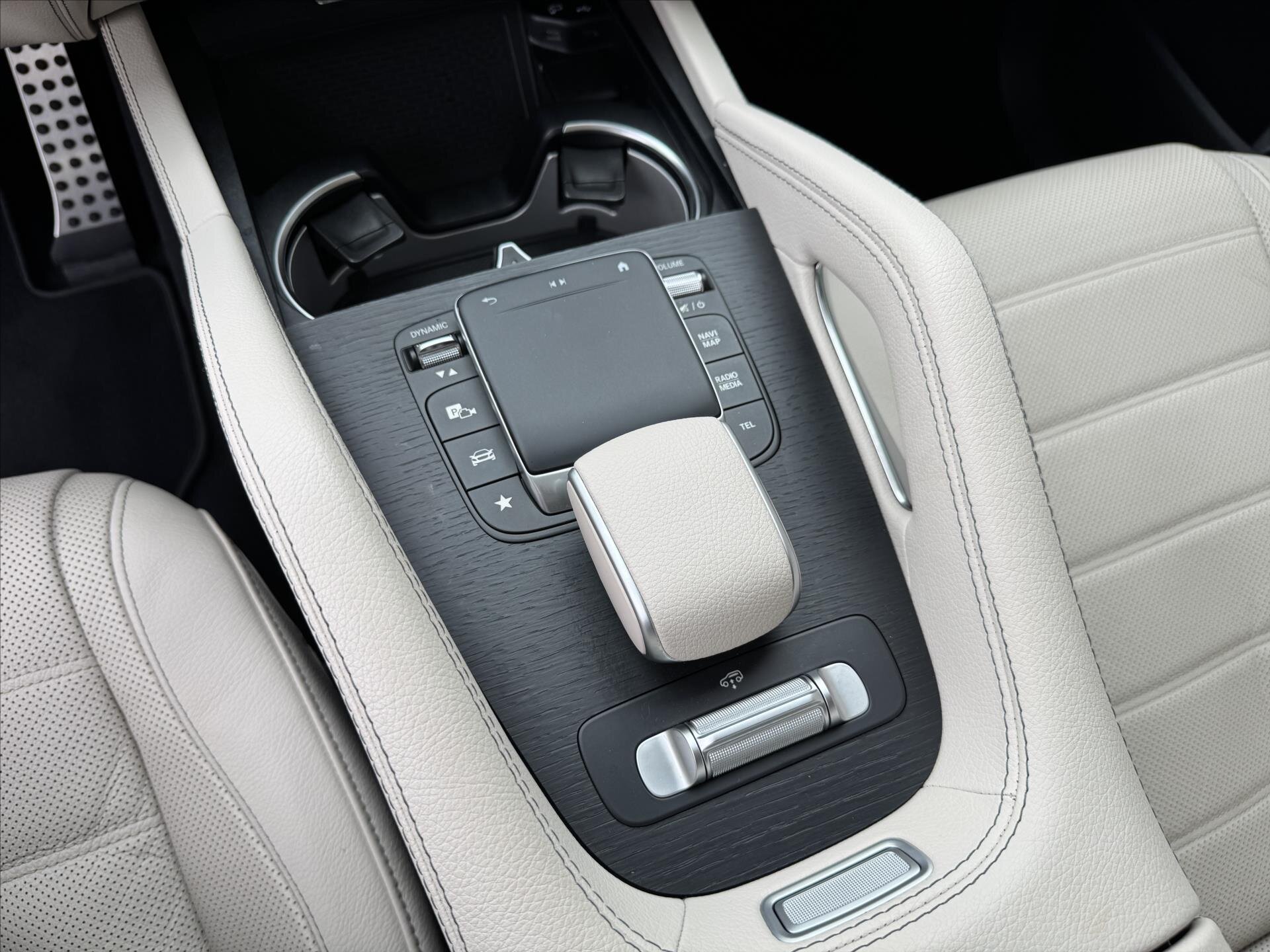 Mercedes-Benz GLS SUV 3,0 l 270 kw