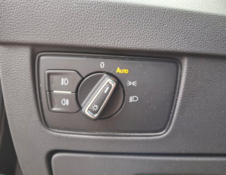 Volkswagen Passat Kombi 2,0 l 140 kw