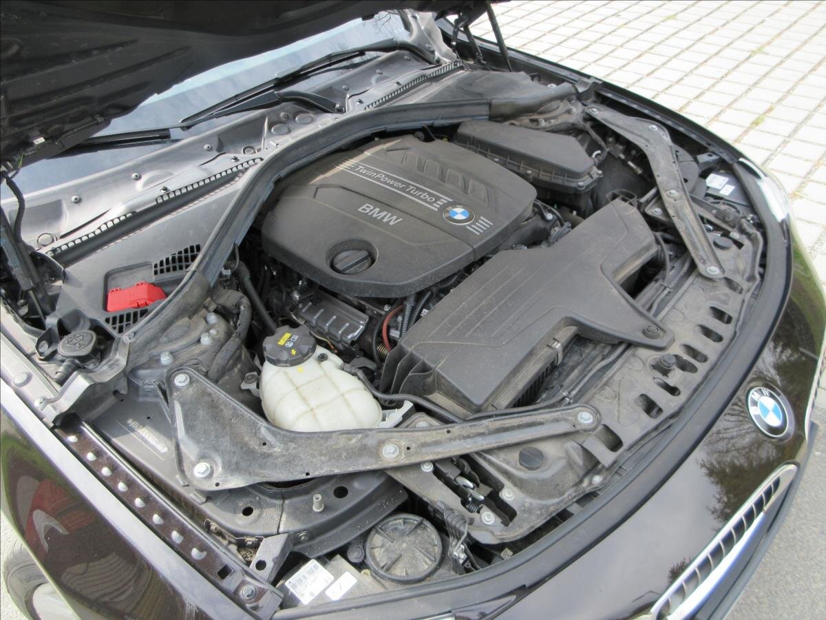 BMW Řada 4 Kabriolet 2,0 l 135 kw