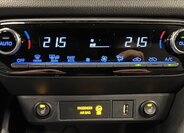 Toyota Yaris Hatchback 1,5 l 92 kw