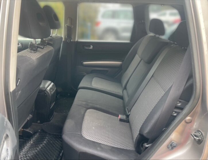 Nissan X-Trail Kombi 2,0 l 110 kw