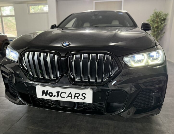 BMW X6 Sedan / Limuzína 3,0 l 250 kw