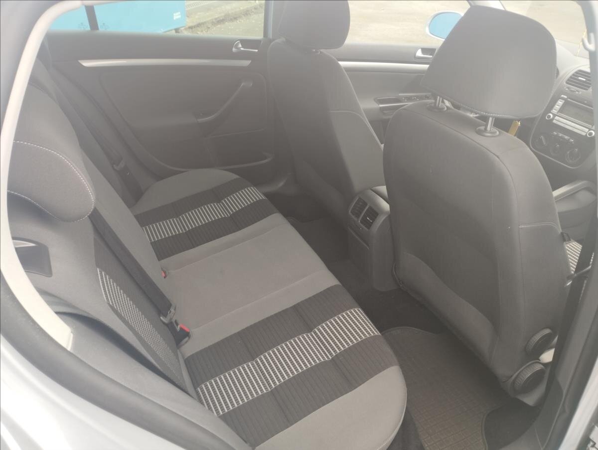 Volkswagen Golf Hatchback 1,6 l 75 kw