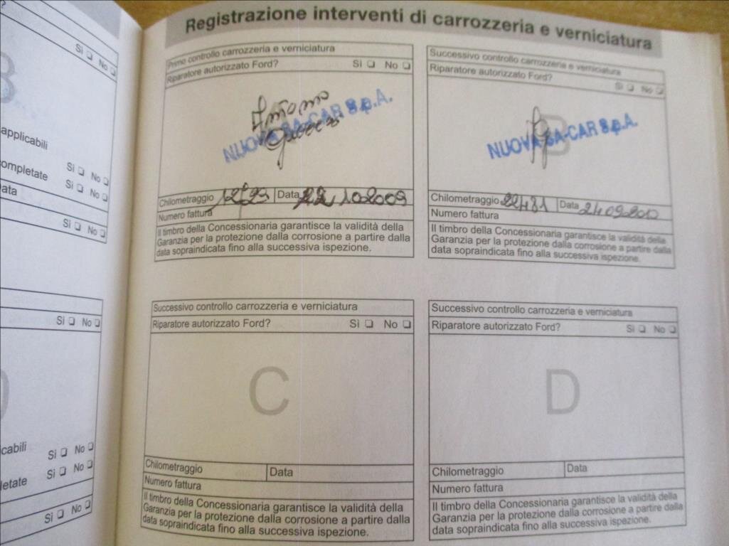 Ford Kuga SUV / Terénní 2,0 l 100 kw