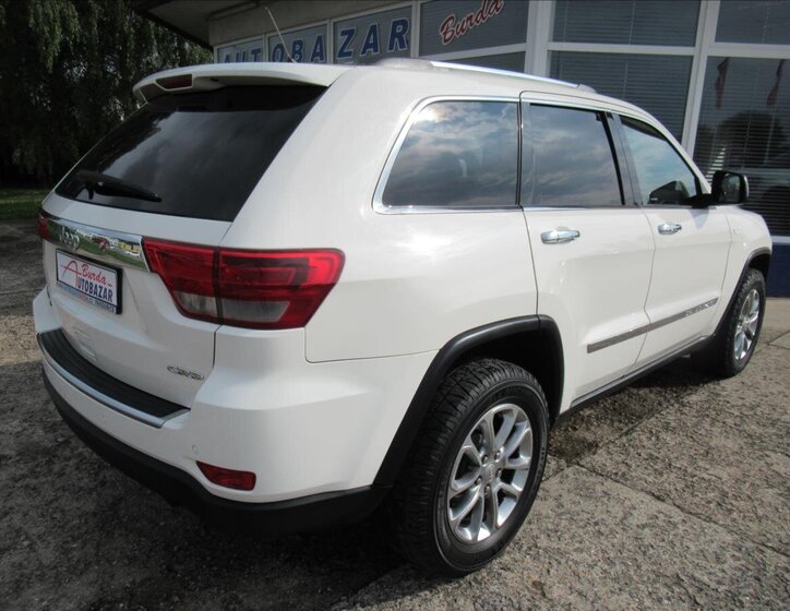 Jeep Grand Cherokee 4
