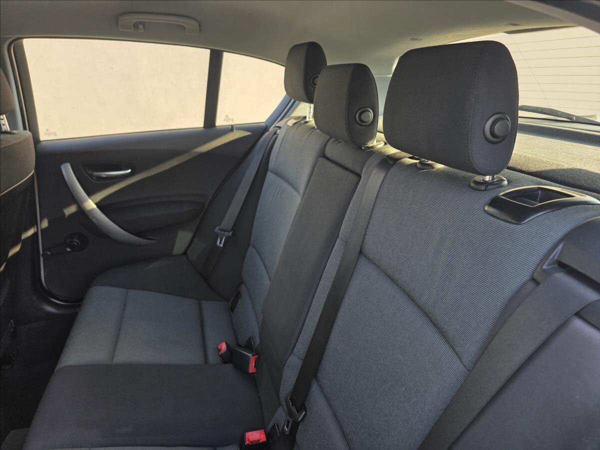 BMW Řada 1 Hatchback 2,0 l 90 kw