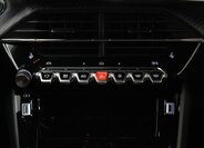 Peugeot 2008 SUV / Terénní 1,2 l 107 kw