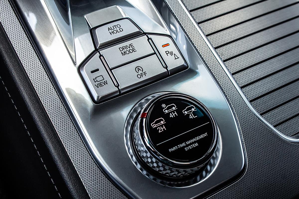 SsangYong Rexton SUV 2,2 l 149 kw