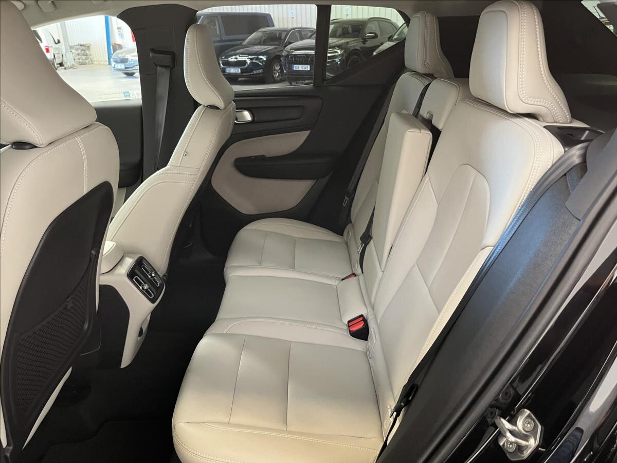 Volvo XC40 SUV 2,0 l 110 kw