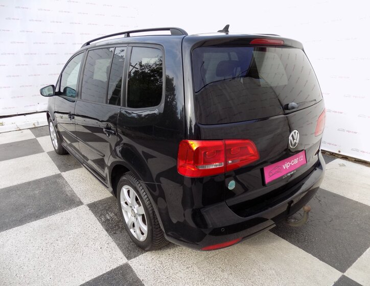 Volkswagen Touran 3