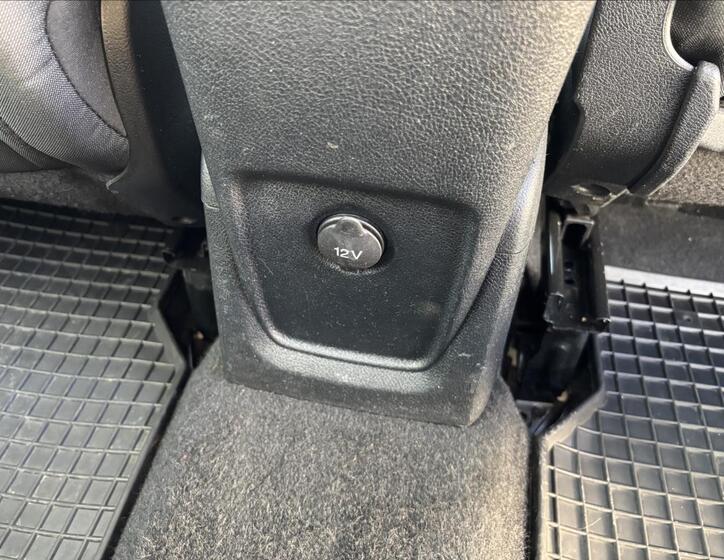 Ford Transit Connect 16