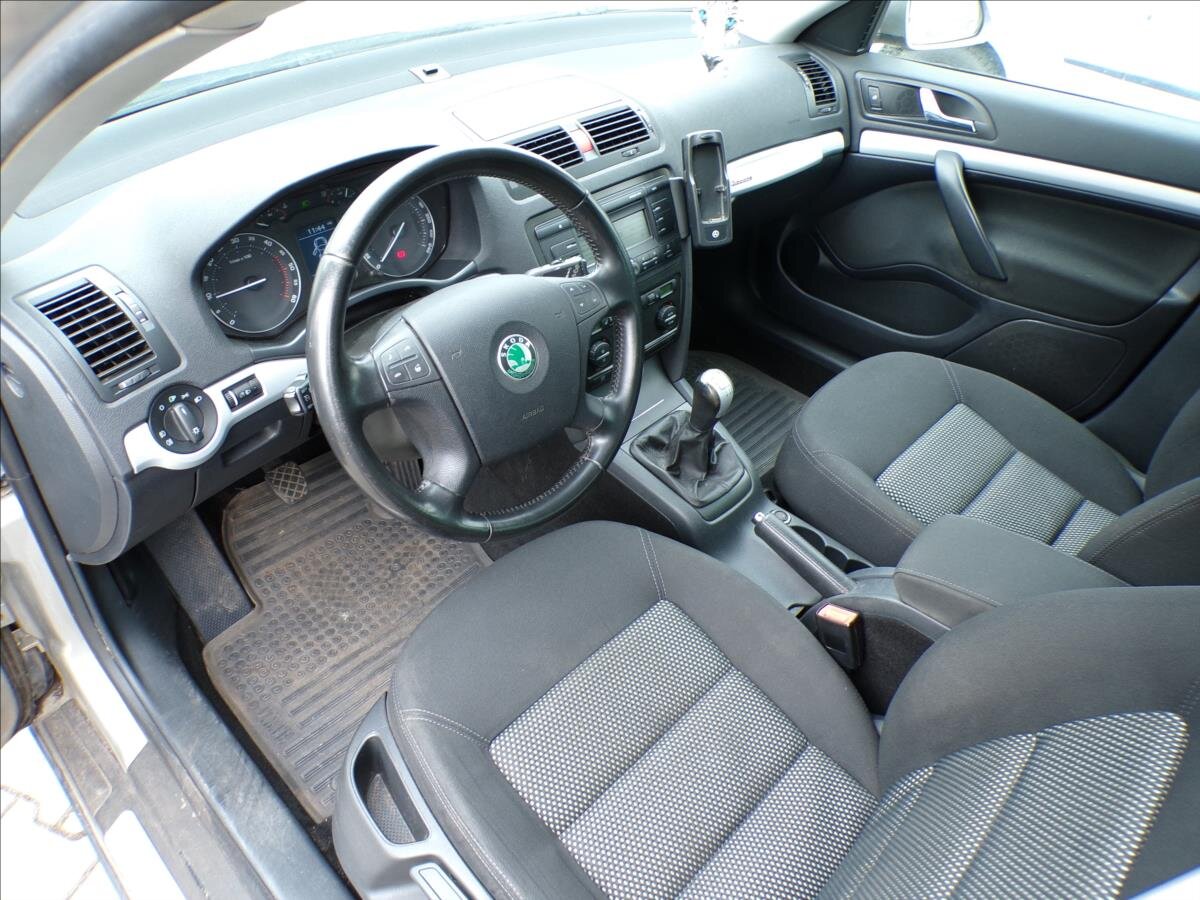 Škoda Octavia Kombi 2,0 l 103 kw