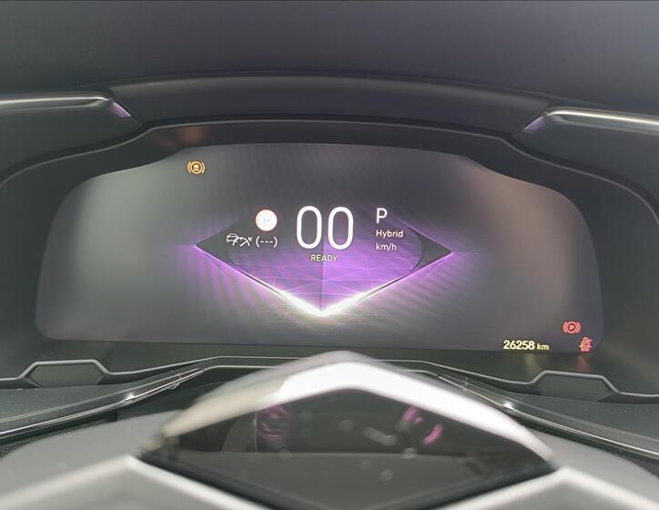 DS Automobiles DS7 Crossback 11